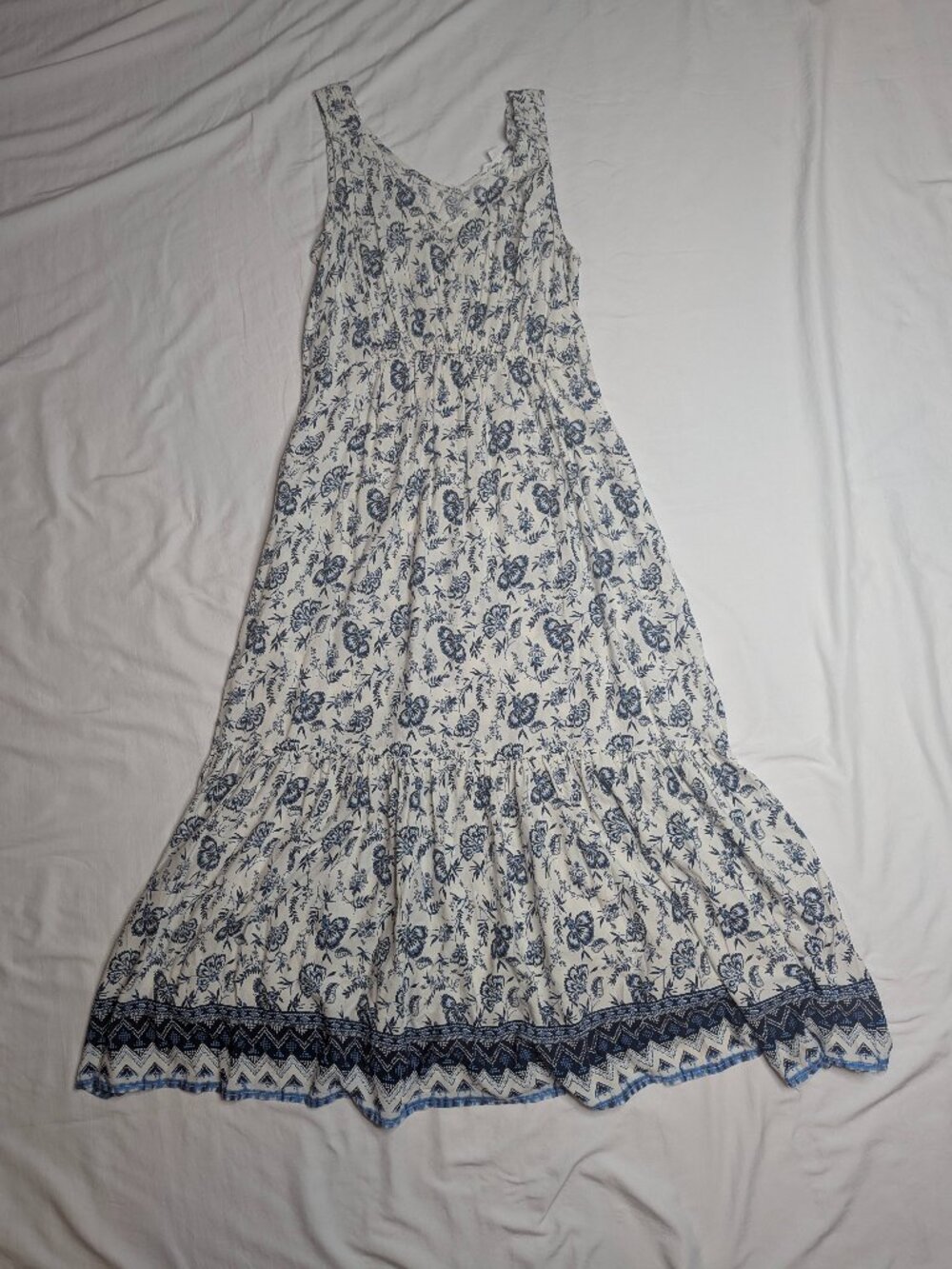 BeachLunchLounge Women’s White & Blue Floral Maxi Dress - Size Large